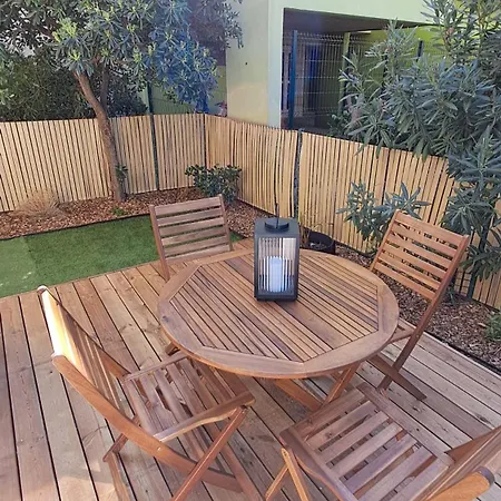 Refait A Neuf, Climatise, En Rez-de-jardin, A 30 Secondes De La Apartment Narbonne Plage